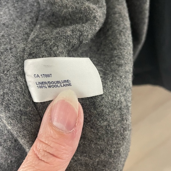 GAP- Women's Trench, blue and grey gingham pattern, small Insulated Wool coat - Picture 5 of 6